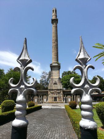 Cenotafio y monumento de guerra de Colombo